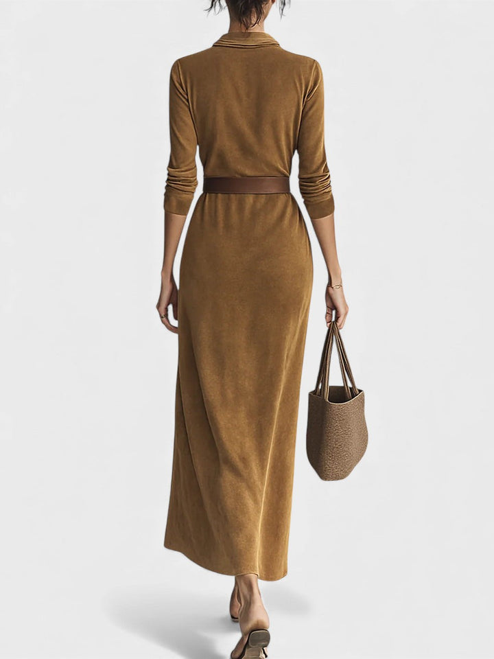 Mónica™ | Vestido largo de gamuza con cinturón ajustado